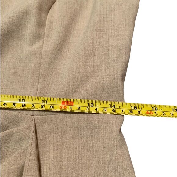 Calvin Klein Beige Sheath Dress Sleeveless Nude Hip Detailing Size 4 - Picture 8 of 9